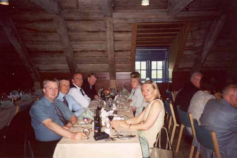 Árshátíð Vísis 2002 í Viðey